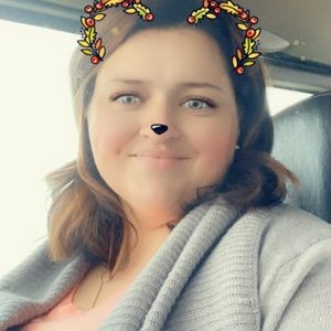 Meet your Posher, Carolyn